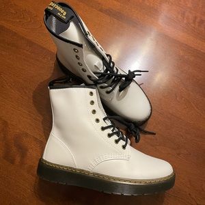 NEW Dr. Martens Zavala White Boots Size 9 Womens New Witout Box